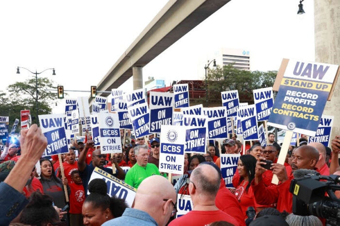 Week in Review: The Auto Workers Strike & EVs
